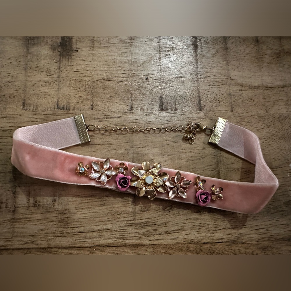 Two chokers